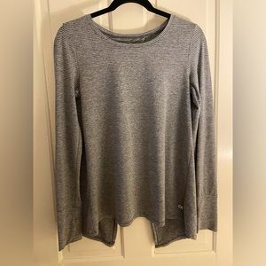 Gap athletic top​